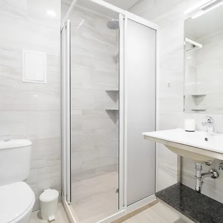 Wow For Rent 2 Bul Montevideo 25a - B *