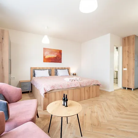 Wow For Rent 2 Bul Montevideo 25a - B *