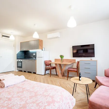 Wow For Rent 2 Bul Montevideo 25a - B דירה סופיה