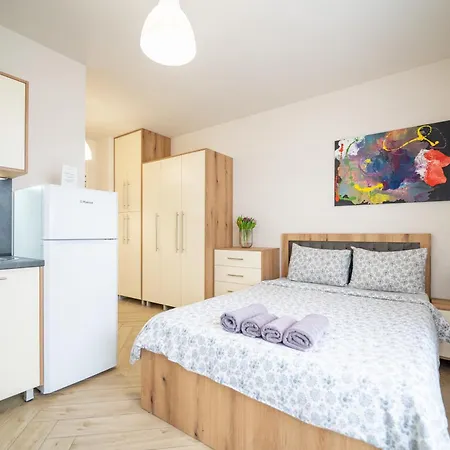 Wow For Rent 2 Bul Montevideo 25a - B *