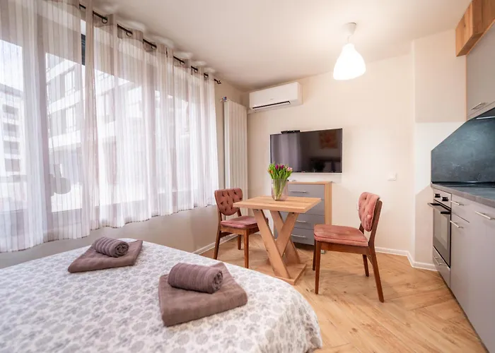 Wow For Rent 2 Bul Montevideo 25a - B * סופיה