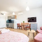 Wow For Rent 2 Bul Montevideo 25a - B Апартаменты София