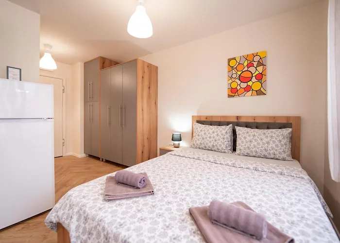 Wow For Rent 2 Bul Montevideo 25a - B